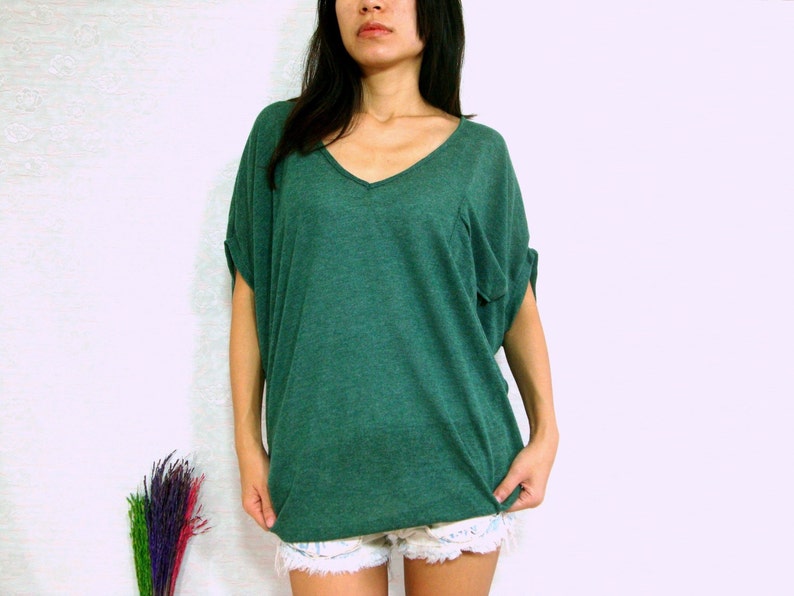 Oversized Shirt / Women Green T Shirt With Pockets / Green Oversize Top