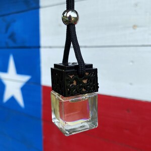 Hanging Car Diffuser: Reusable Scent Air Freshener