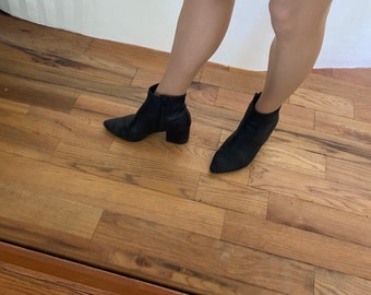 Ankle booties