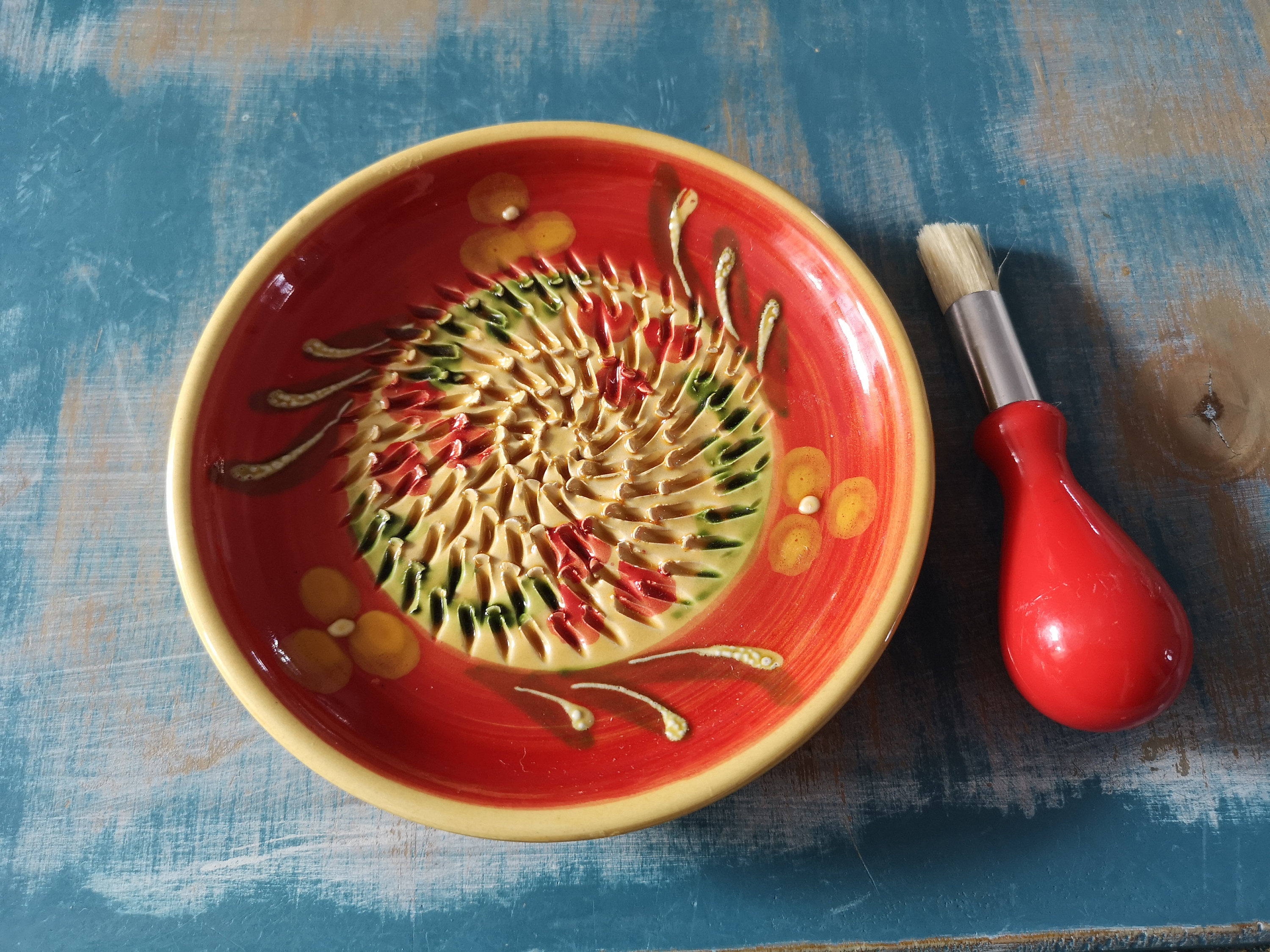 Rigas Beautiful Hand Made Ceramic Grater Plate for Garlic, Ginger, Nutmeg  and More 