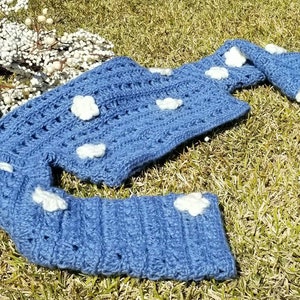 Crochet crop top, junior top, handmade top, blue crop top with flowers
