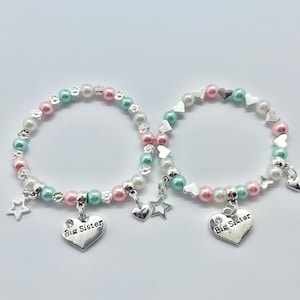 Große Schwester CHARM BRACELET, große Cousine, neues Baby Geschenk, 30+ Farbwahl, inc Geschenktasche & Anhänger