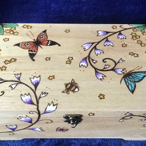 Personalised wooden Wildflower Jewellery Box with removable tray, Large keepsake box with pyrography floral design, Butterfly box