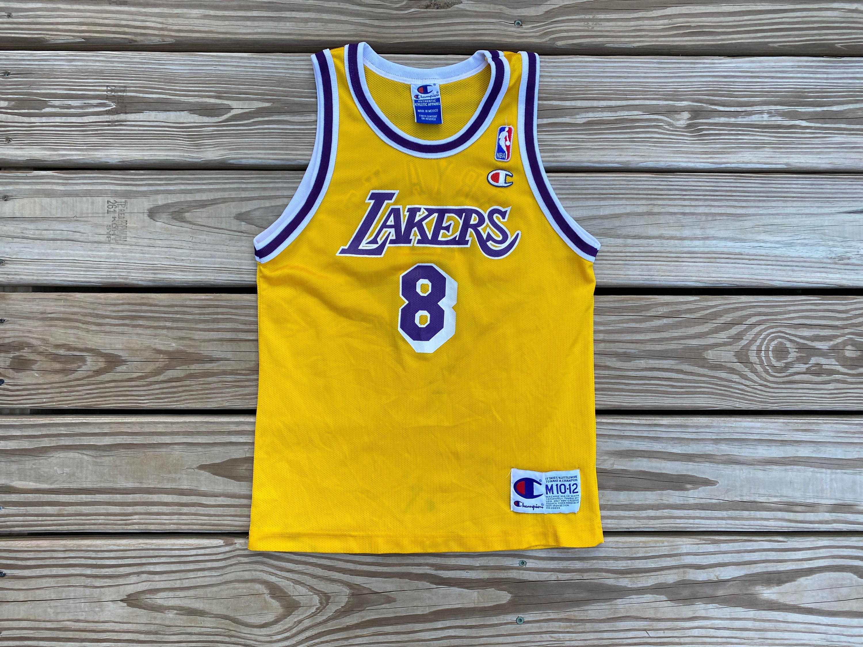 Kobe Bryant #8 Los Angeles Lakers basketball Jersey Champion NBA Kids Youth  XL