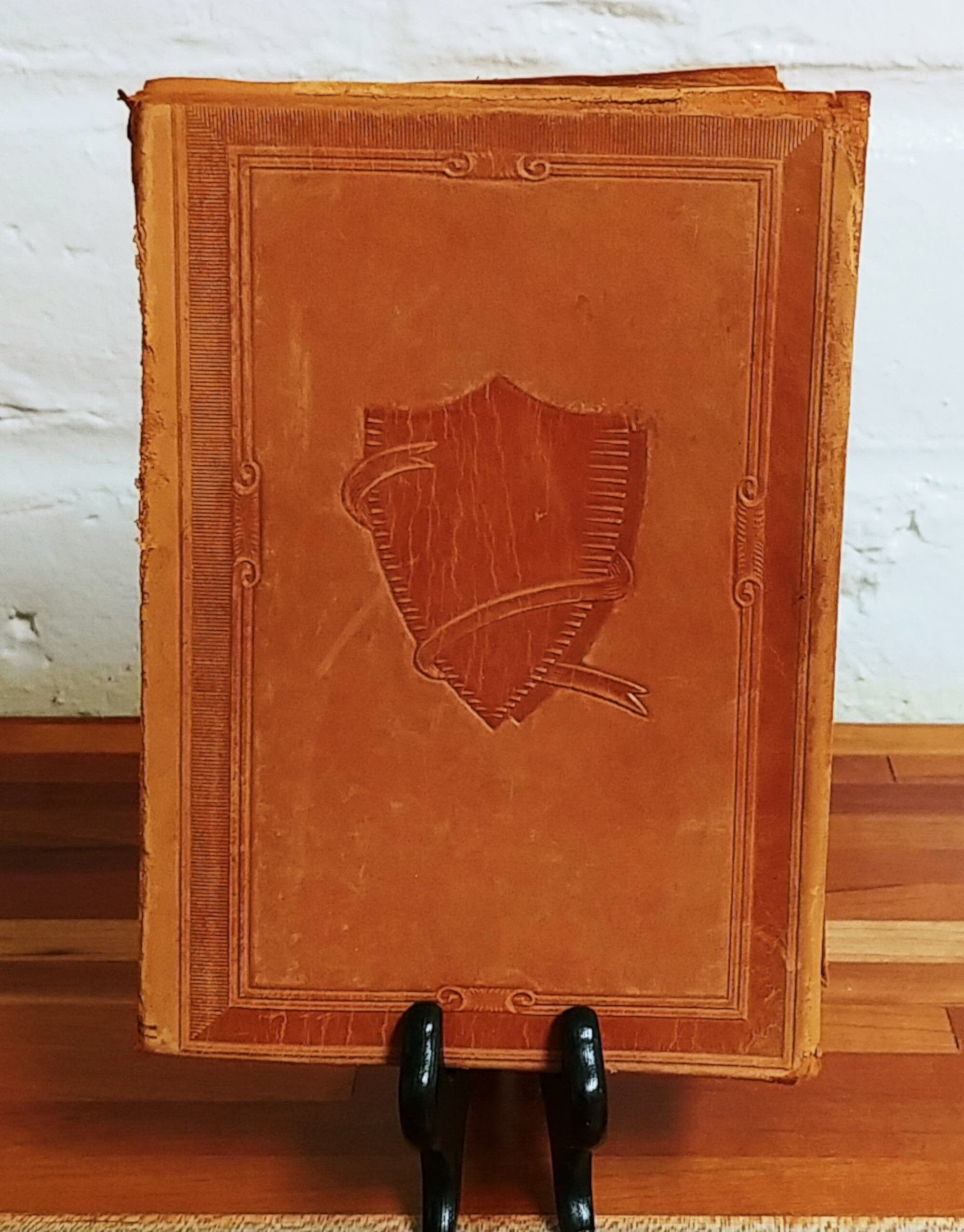 Sherlock holmes book 1 picture