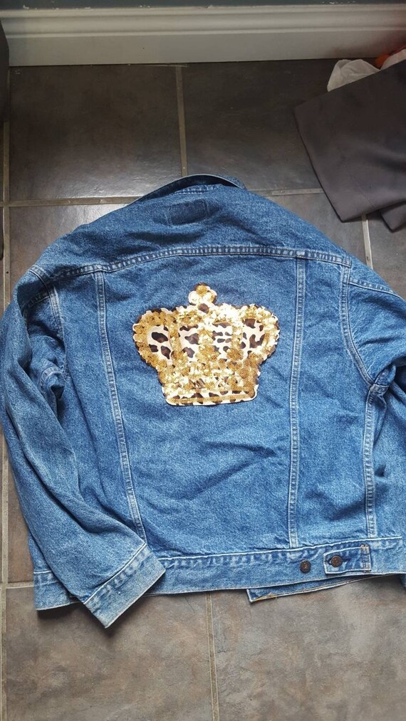 how to sew a back patch on a denim jacket
