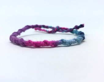 Pulsera retorcida friendshipbracelet azul / rosa / púrpura