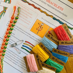 The Friendship Bracelet Maker, Friendship Bracelet Kit, String Art, Travel  Gift, Embroidery, DIY Craft Kit 