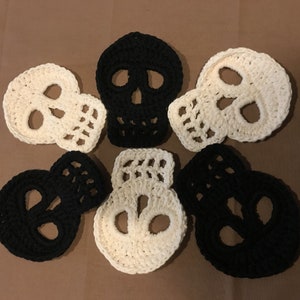 Crochet Skull coasters, set of 6, Halloween coasters