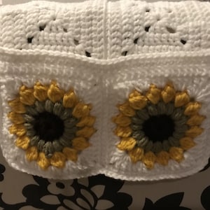 Sunflower armchair caddy, crochet caddy