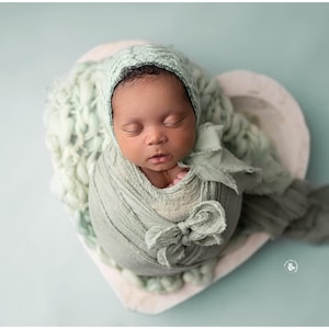 Mint CURLY Thin and thick blanket Mint mini blanket Bump blanket Newborn Photography Prop Green layering blanket photo prop basket stuffer