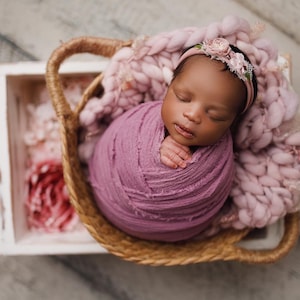 Mauve CURLY Dünne und dicke Decke mauve Mini Decke Bump Decke Newborn Fotografie Prop lila Layering Decke Photo Prop Korb