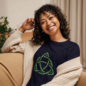 Celtic Trinity Knot Ladies T-Shirt, Triquetra Tee, Women&#39;s Celtic Top