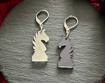 Set Orecchini E Fascia A Scacchiera Bianca E Nera - Accessori Moda Coordinati, Regalo Originale