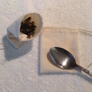 Sachets de thé réutilisables, paquet de 2, coton biologique écru, zéro déchet, respectueux de l'environnement, filtre à thé en vrac, collation et savon aux baies