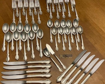 Silverplate Cutlery, 10 Place Rogers, 1847 Rogers Reflection Pattern, 5 piece Silverware set for Ten, 52 pce Silver Plate Dining Utensil set