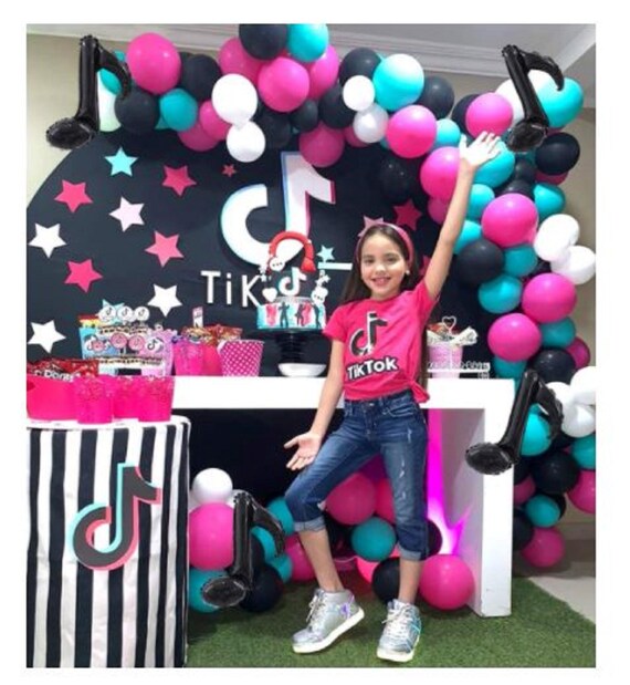 105pcs Tik Tok Theme Party Hot Pink Black White Tiffany and Music