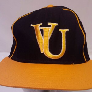 Vintage Villanova University Black And Gold Adjustable Snap Back USA Made Mens Trucker Hat M/L