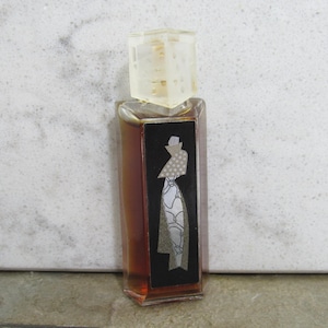 Hot By Givenchy Paris Women's Mini Bottle Of Perfume .17 Fluid Ounces!
