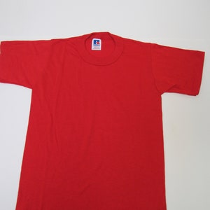 Vintage 90's Russell Athletic Plain Pocket T-Shirt – CobbleStore Vintage