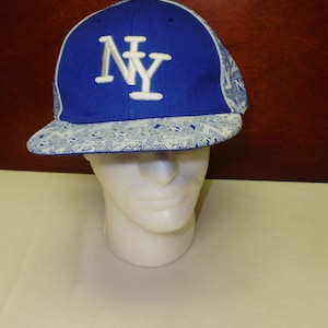 Late 90&#39;s New York Yankees Unique Blue Flat Bill Fitted Baseball Hat Cap 7 and 3/4