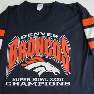 Vintage USA Made Super Bowl 32 Denver Broncos Vs. Washington T-Shirt Fits Large!