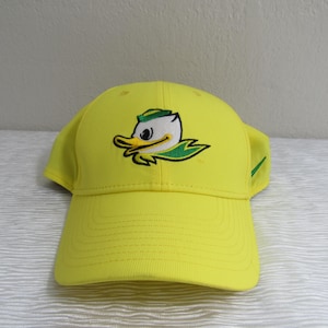 Nike Dri Fit Oregon Ducks Herren OSFM Hook Loop Strap Back Baseballmütze!