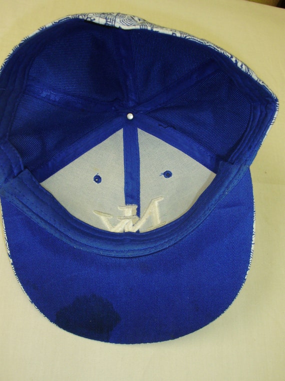 Vintage 90s NY Yankees Fitted Hat: Blue Flat Bill Cap (size 7 3/4