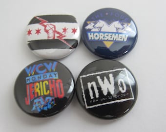¡Lote de 4 broches retro de lucha libre profesional WCW!