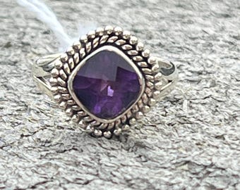 Bague facettée haute qualité en améthyste taille 5