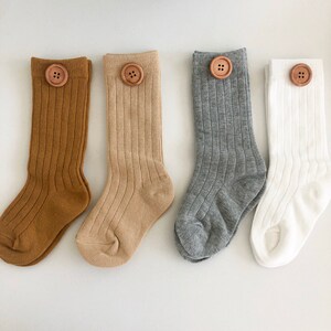 Chaussettes bébé Chaussettes pour tout-petits Chaussettes avec bouton chaussettes hautes image 3