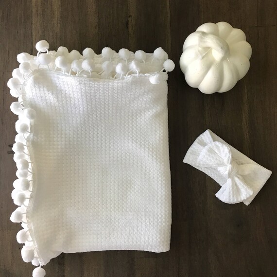 Pom Pom Blanket With Matching Headband Newborn Set White
