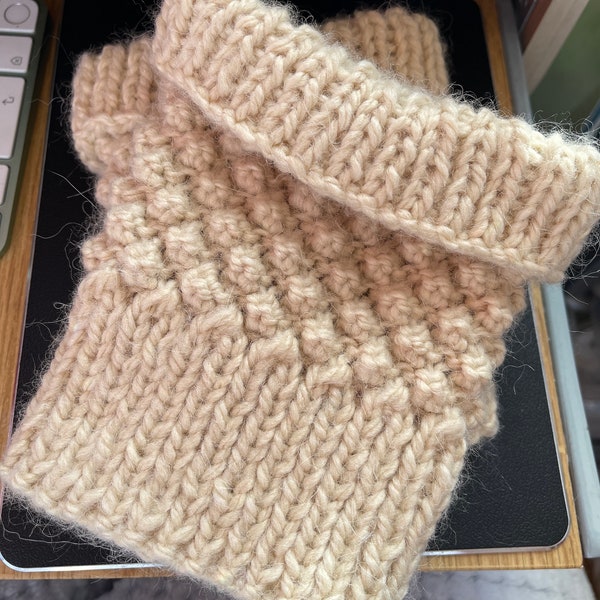 Mélange d’alpaga tricoté à la main Aran Boot Cuff/Topper (Paire)