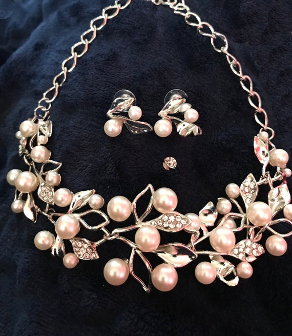 Round Brilliant Crystal Wedding Necklace Earrings Set, Single Diamante  Necklace Earrings, Bridal Wedding Jewellery - Etsy