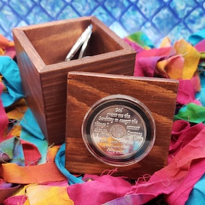 Handmade AA Chip Holder Wood Cube with Serenity Prayer Coin – Sobriety Keepsake Recovery Gift