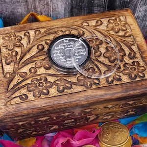 Hand‑Carved Wood AA Chip Holder • ‘God Box’ Serenity Prayer • Alcoholics Anonymous Recovery Gift • Sobriety Milestone Keepsake