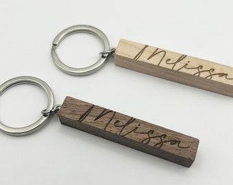 Overlap Name Engraved Wooden Square Bar Keychain for Best Friend/Boyfriend/Girlfriend/5th Year Wood Anniversary Gift for Him or Her