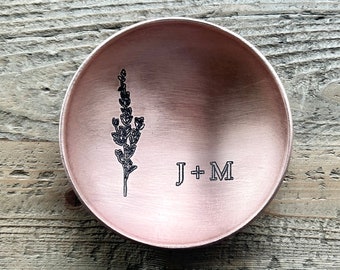 Personalized Floral Ring Dish for Her / 7th or 22nd Anniversary Copper Gift - 4" Round - Wanderweg Shop