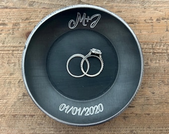 Iron Ring Dish with Flat Bottom – Personalized 6th Anniversary Gift