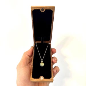 Lifted Pendant Gift Box / Presentation Necklace Holder / Slim Wooden Necklace Box - Customize Personalize Engrave - Wanderweg Shop