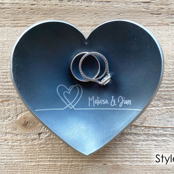Iron Heart Ring Dish 6th Anniversary Gift for Her / Engagement Gift / Valentine's gift - Personalize Engrave - Wanderweg Shop