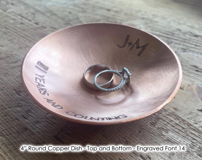 Personalized 7th Anniversary Copper Ring Dish Holder Gift for Wife or Husband / 22nd Anniversary Gift for Men, Women or Couple - 4" Round