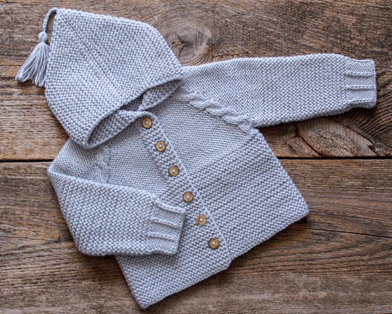 9-12 Monate Baby Strickjacke mit Kapuze, hellgrau, gestrickter