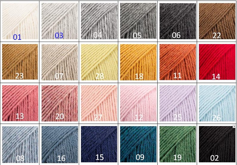 K&ouml;nnte beinhalten: Eine Farbkarte mit Garnkn&auml;ueln in verschiedenen Farbt&ouml;nen, darunter Wei&szlig;, Grau, Gelb, Orange, Rot, Rosa, Blau, Gr&uuml;n und Schwarz. Jede Farbe ist mit einer Nummer von 01 bis 28 versehen, was eine umfassende Palette f&uuml;r Handarbeitsprojekte bietet.