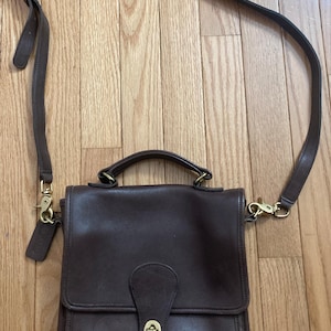 VINTAGE Coach Women&#39;s Crossbody Leather Purse Bag (Brown)