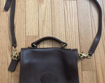 Periwinkle Vintage Coach Winnie Bag #9023 - Etsy Periwinkle Vintage Coach Winnie Bag #9023 - Etsy