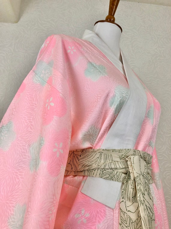 Vintage Silk Kimono Robe - Women's clothing/silk … - image 1