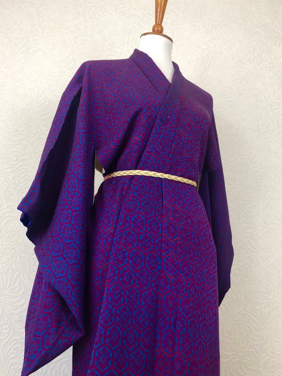 Vintage Silk Kimono Robe - women’s clothing/silk r