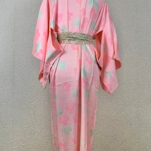 Vintage Silk Kimono Robe Women's clothing/silk robe/pink robe/dressing gown/bridal robe/bridesmaid robe/coverup image 4