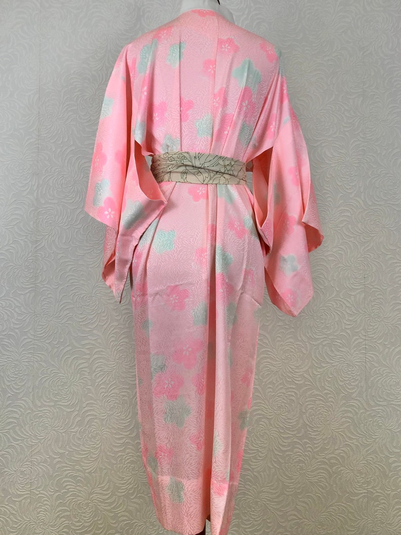 Vintage Silk Kimono Robe Women's clothing/silk robe/pink robe/dressing gown/bridal robe/bridesmaid robe/coverup image 4